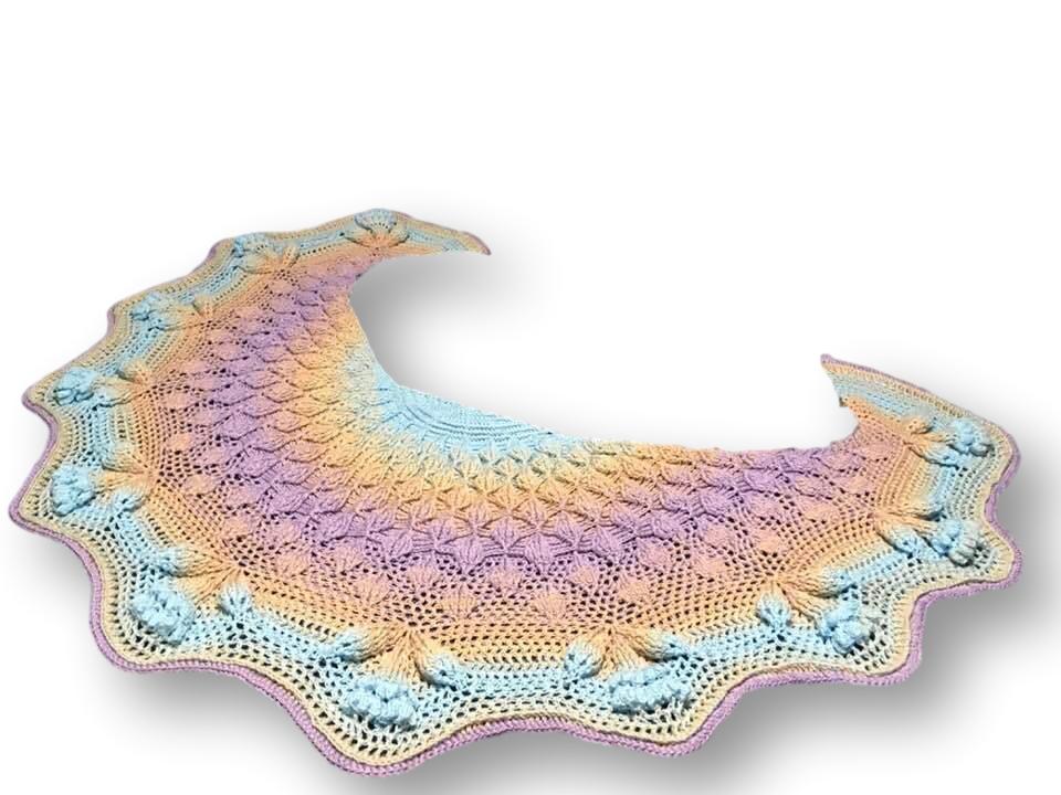 GREENSLEAVES - Embossed Mystery Shawl Kit